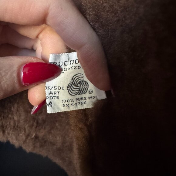 Stunning Vintage Shearling Vest - Picture 6 of 7